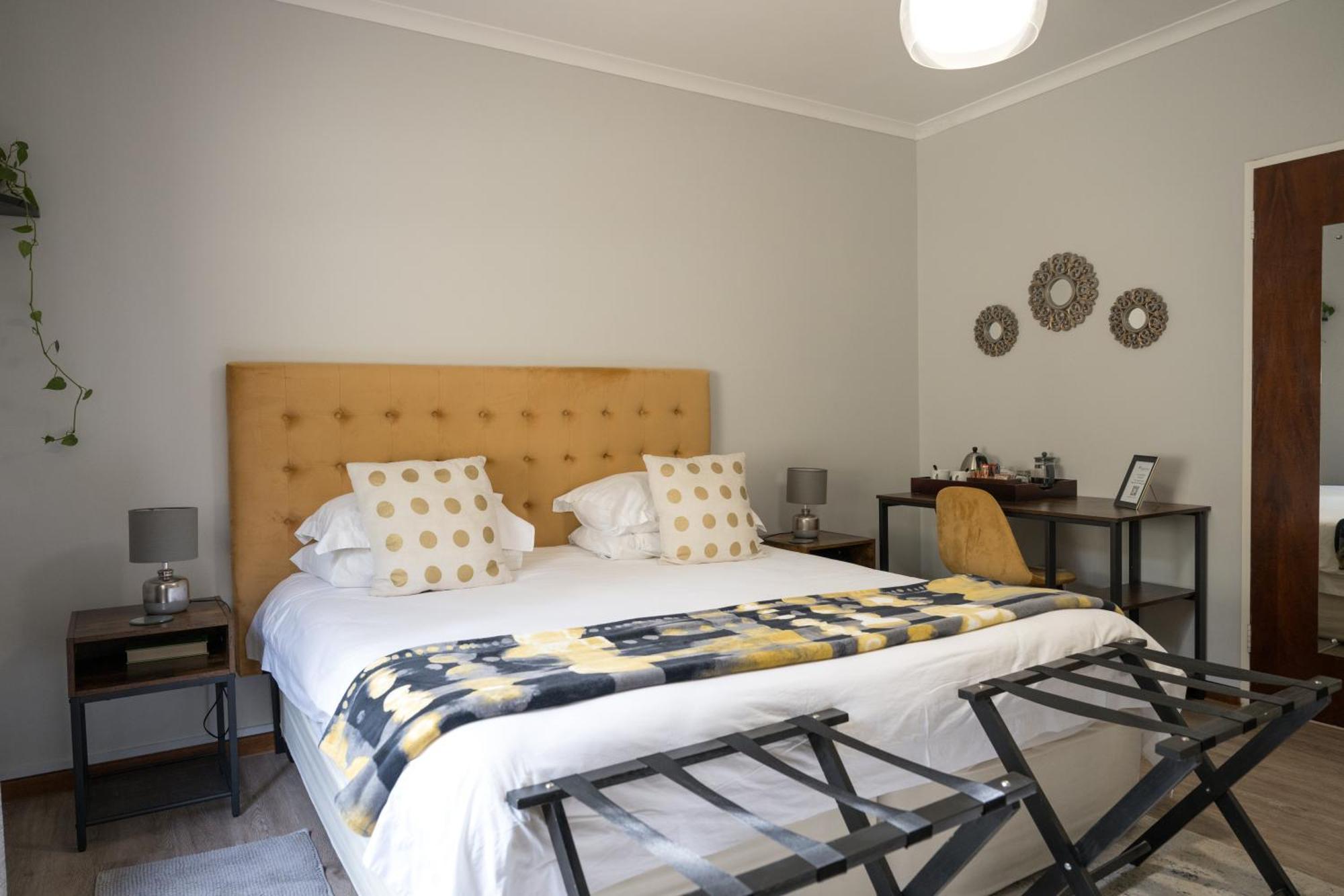 Penguino Guesthouse Hermanus Esterno foto